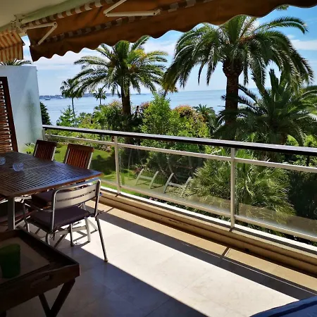 La Mirandole 3 Pieces Vue Lägenhet